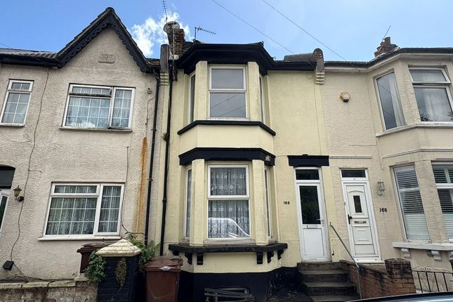 Windmill Road, Kent ME7 3 bed terraced house for sale