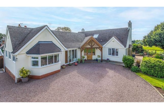 3 bed detached house