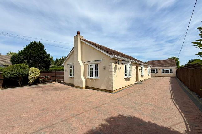 Bangors Road North, Iver Heath SL0 8 bed bungalow for sale