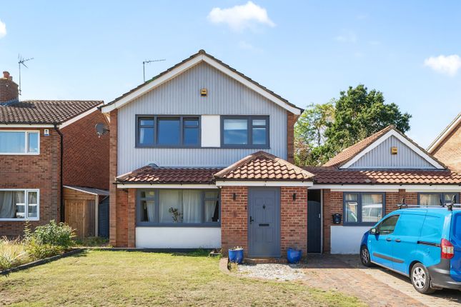 Bluebell Close, Orpington 3 bed detached house for sale