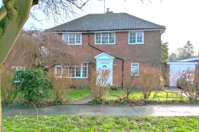 Springfield Close... 3 bed detached house for sale
