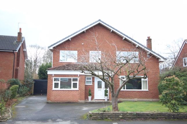 5 bed detached house