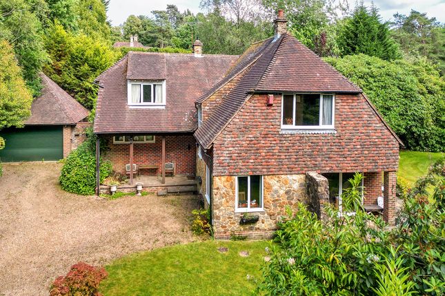 Heavegate Road, Crowborough, TN6 4 bed detached house for sale
