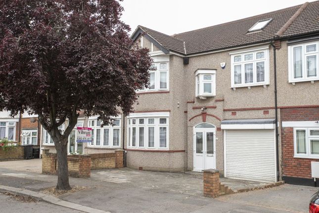 Canterbury Avenue, Ilford 4 bed terraced house for sale