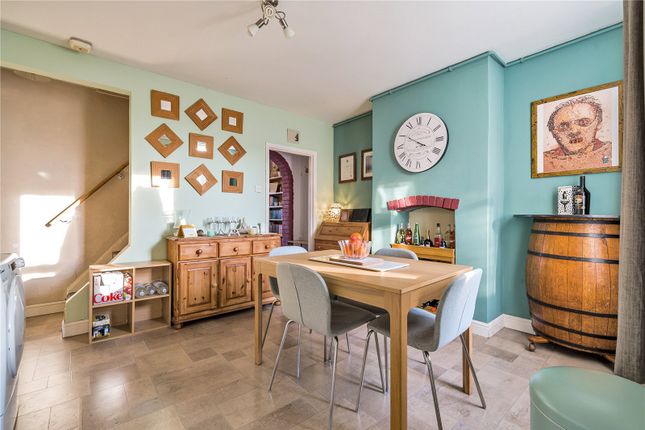 Bill Street Road, Rochester, Kent, ME2 3 bed terraced house for sale