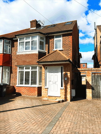 5 bed semi-detached house