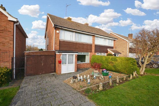 Cherry Walk, Raunds 2 bed semi