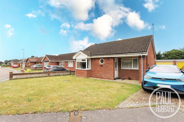 Beeching Drive, Gunton, NR32 2 bed detached bungalow for sale