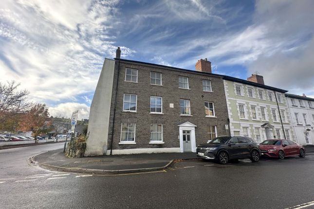Watton, Brecon, LD3 2 bed apartment for sale