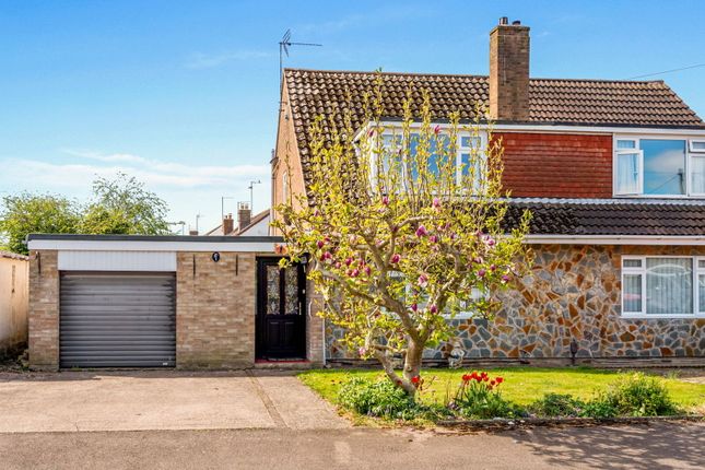 Astor Close, Gloucester GL3 3 bed semi