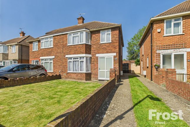 Raymond Road, Langley, Berkshire, SL3 3 bed semi