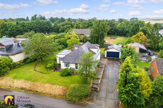 Hull Lane, Braughing, Herts 4 bed chalet for sale