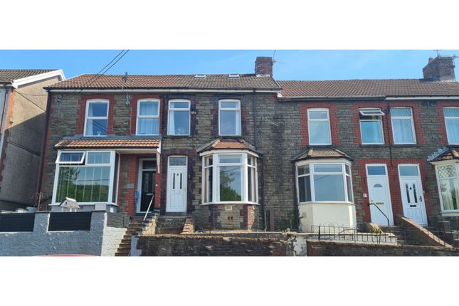 3 bed terraced house