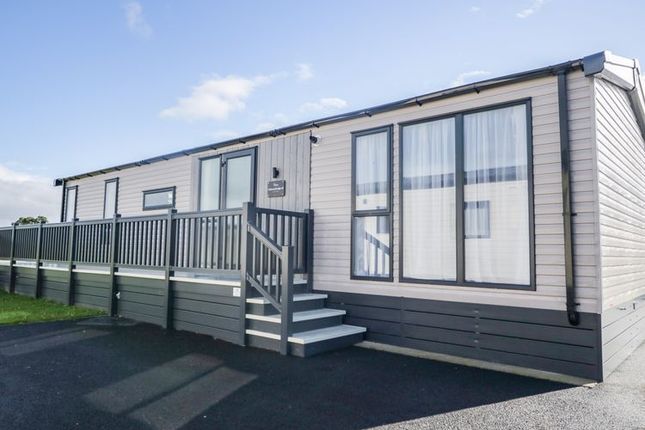 Gilberdyke East Riding of Yorkshire 2 bed static caravan for sale