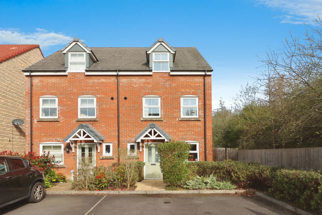 4 bed semi-detached house