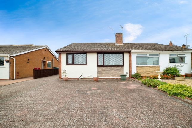 2 bedroom semi-detached bungalow for sale
