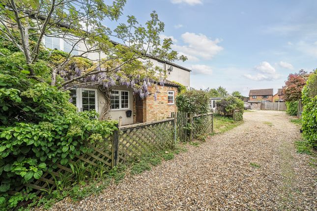 Leighton Road, Toddington, LU5 6 bed village house for sale
