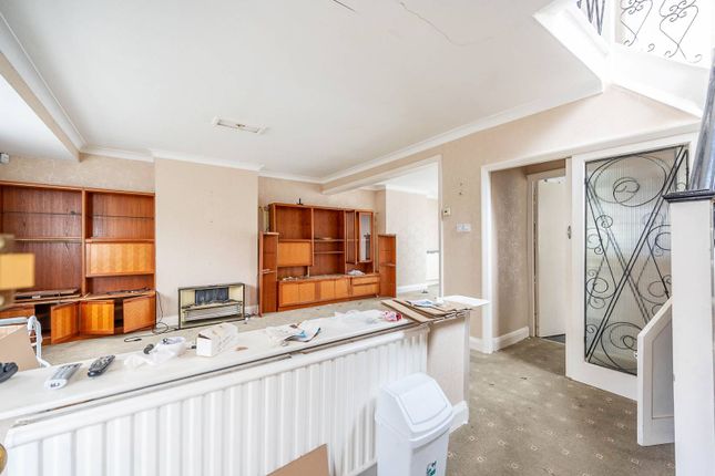 3 bed semi-detached house