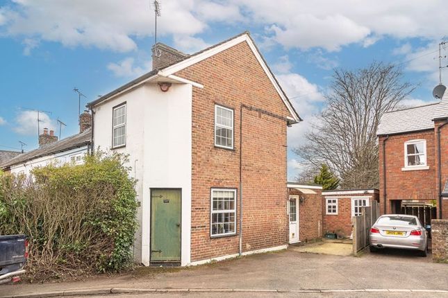 King Street, Tring 2 bed end of terrace house for sale