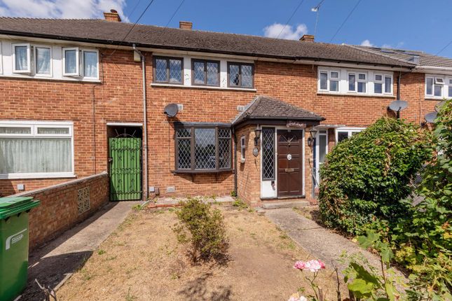 Webb Close, Langley SL3 3 bed terraced house for sale