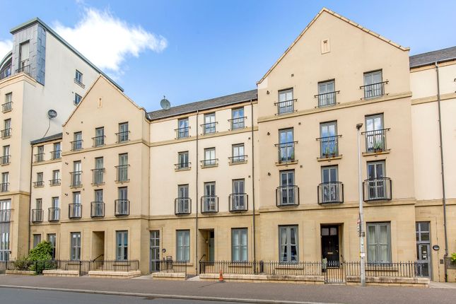 7/5 Sandpiper Road, Newhaven... 2 bed flat for sale