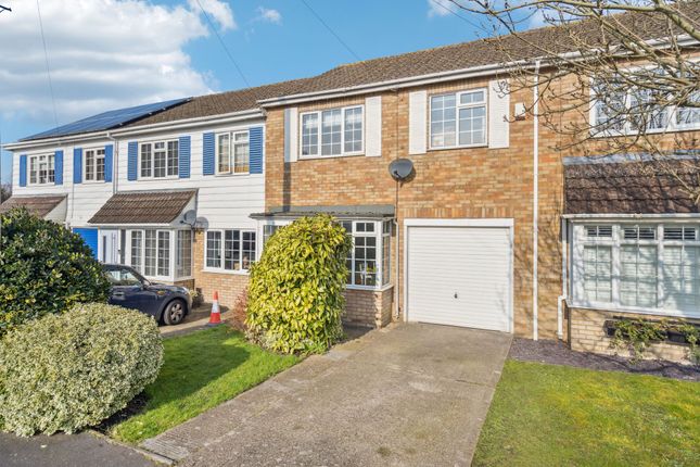 Elmdale Gardens, Princes Risborough HP27 3 bed terraced house for sale