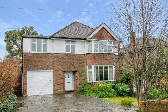 Poynings Way, Woodside Park 4 bed detached house for sale