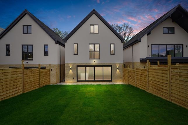 Park Lane, Dronfield S18 5 bed detached house for sale
