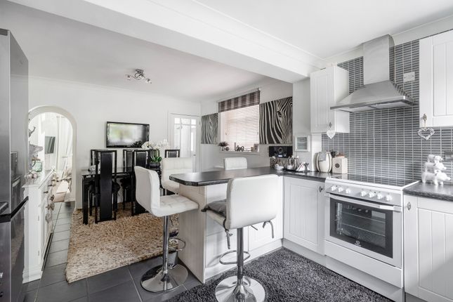Raglan Street, Lowestoft 3 bed end of terrace house for sale