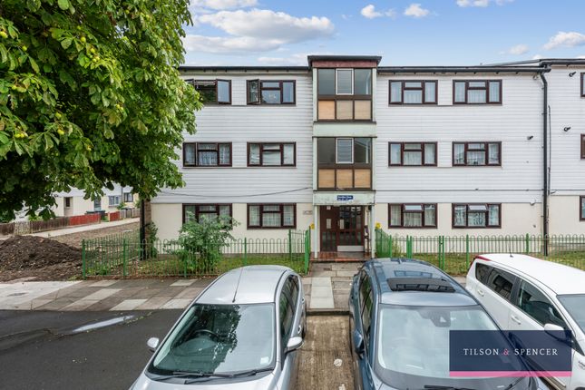 3 bedroom ground floor maisonette for sale
