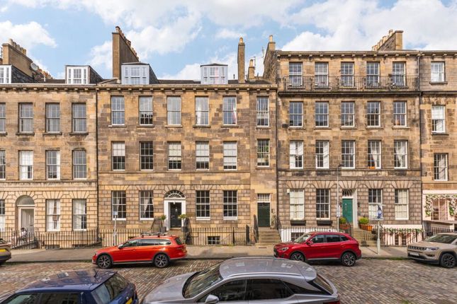 4 bedroom flat for sale