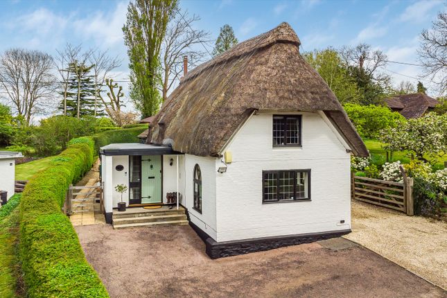 2 bedroom detached house for sale