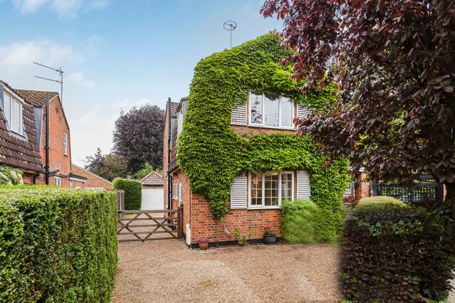 Handside Green, Welwyn Garden City, AL8 3 bed detached house for sale