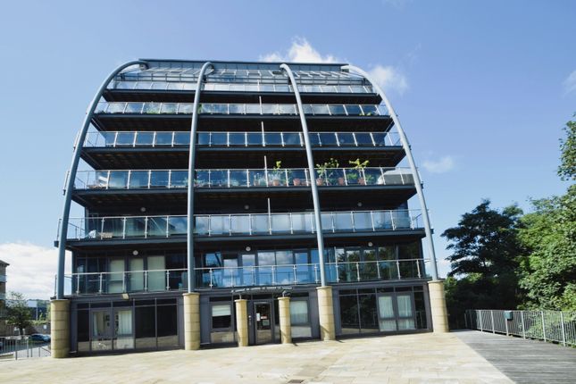 Salts Mill Road, Bradford BD17 1 bed apartment for sale