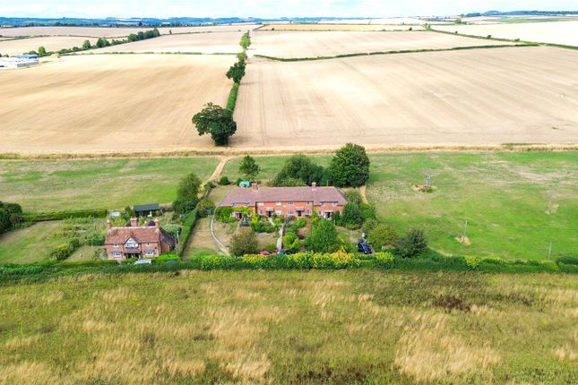 Long Crichel, Wimborne, Dorset, BH21 3 bed terraced house for sale