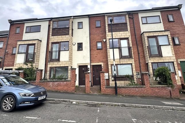 4 bed terraced house