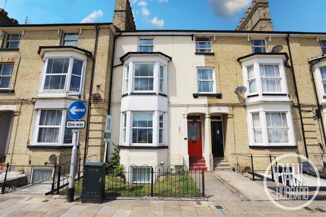 Marine Parade, Lowestoft, NR33 6 bed house for sale