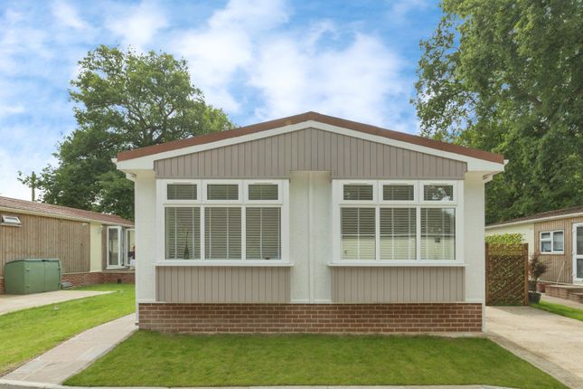 2 bedroom mobile home for sale