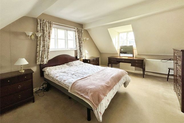 Oaten Hill, Kent CT1 3 bed end of terrace house for sale