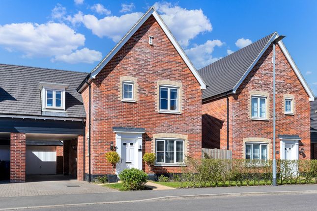 Beale Road, Bury St. Edmunds IP29 3 bed link detached house for sale