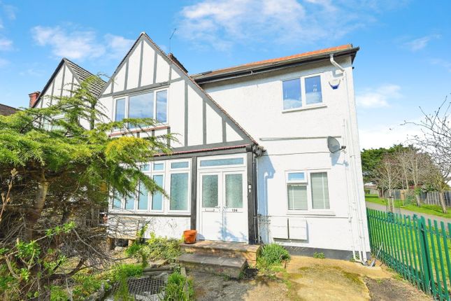 Edgware Way, Edgware HA8 4 bed flat for sale