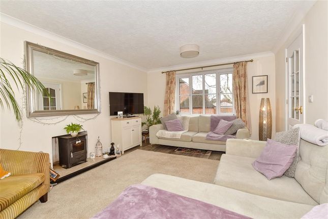 Cricketers Close, Ashington, West Sussex 4 bed detached house for sale