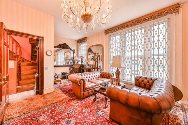 Vicarage Gardens, Kensington, London, W8 5 bed house for sale