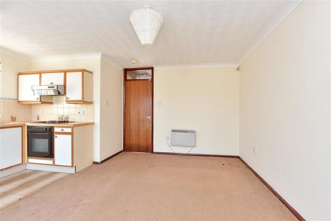 Fourth Avenue, Eastchurch, Sheerness... 2 bed semi
