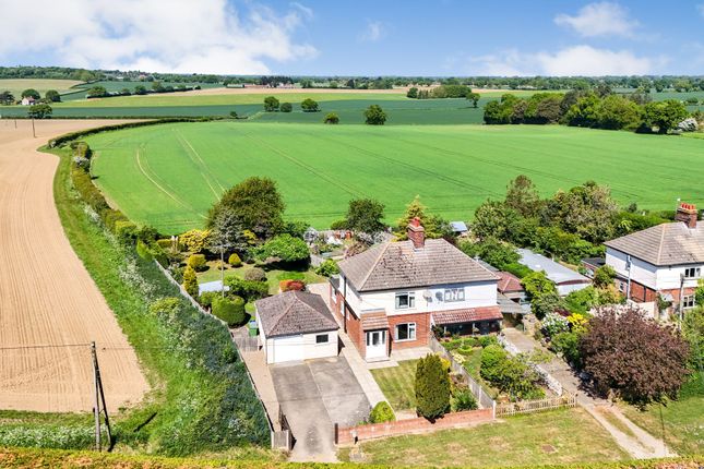 Cantley Road, South Burlingham, Norwich 3 bed semi