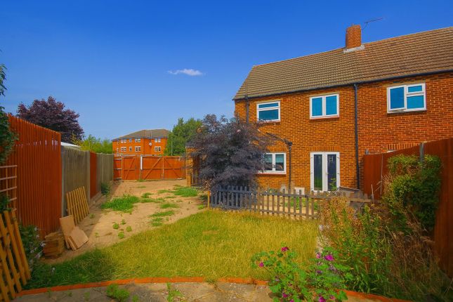 2 bedroom semi-detached house for sale
