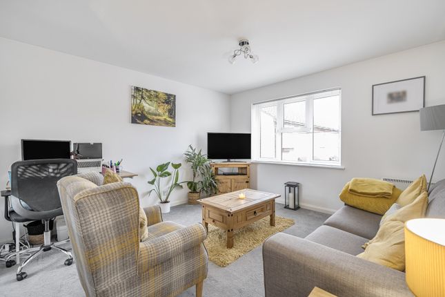 Pippin Court, Bristol BS30 1 bed apartment for sale