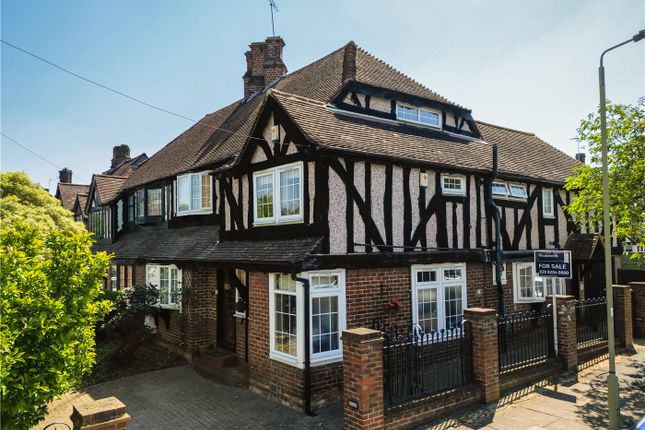 4 bedroom semi-detached house for sale