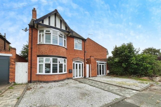 Dumbleton Avenue, Leicestershire LE3 4 bed detached house for sale