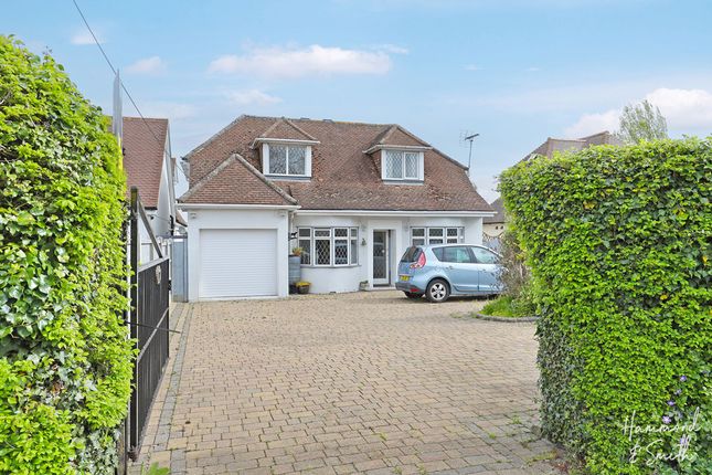 Vicarage Lane, Epping CM16 4 bed detached house for sale